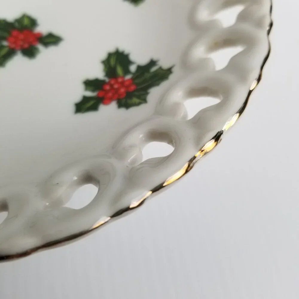 Vintage Lefton Holly Christmas Porcelain Compote Gold Trim Pedestal Japan 7956
